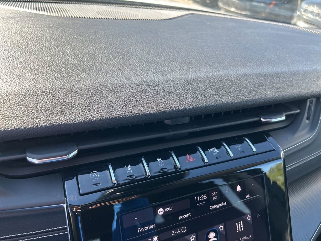 Certified 2023 Jeep Grand Cherokee L Laredo image 40