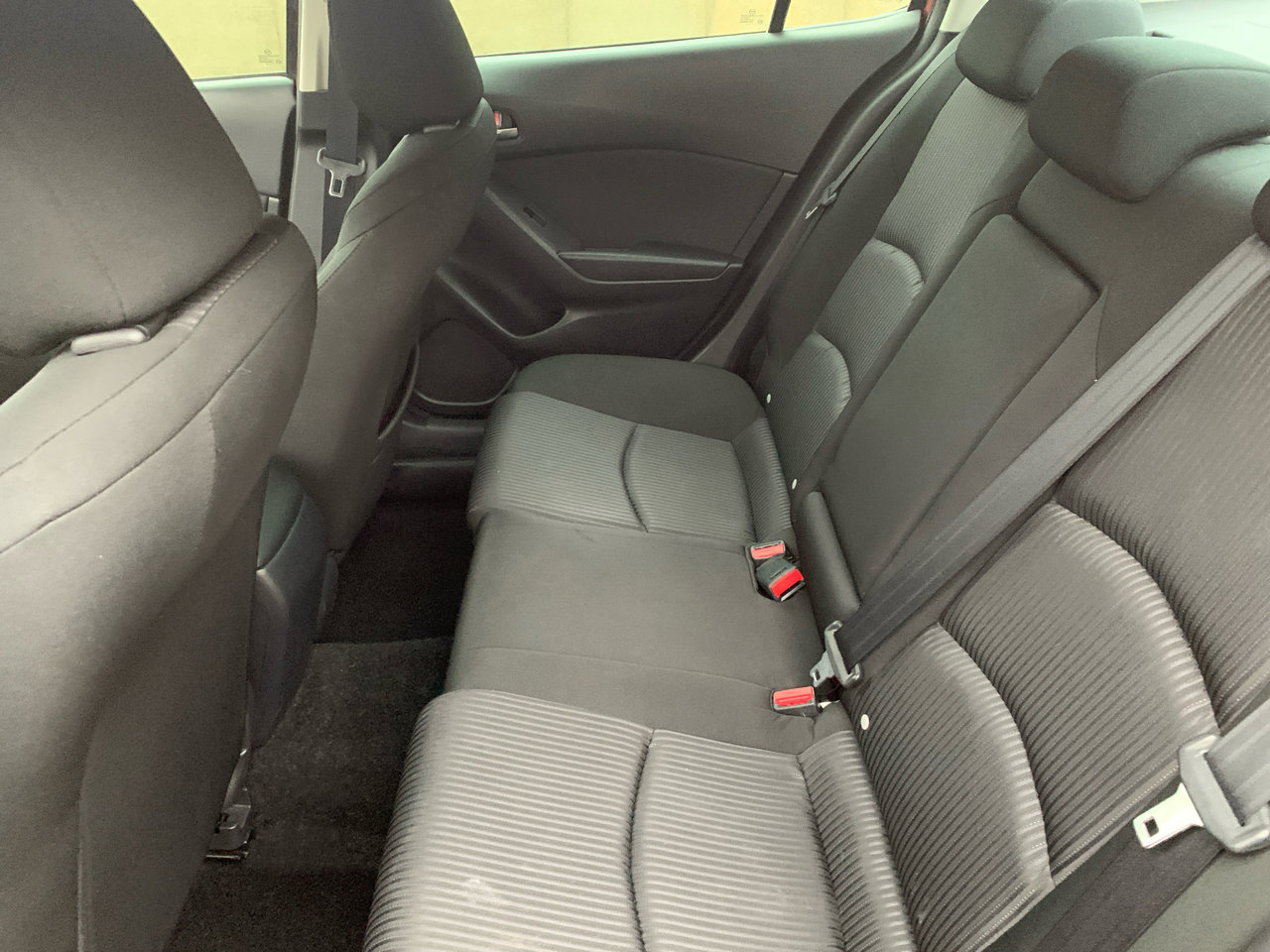 Used 2014 MAZDA MAZDA3 i Touring image 10