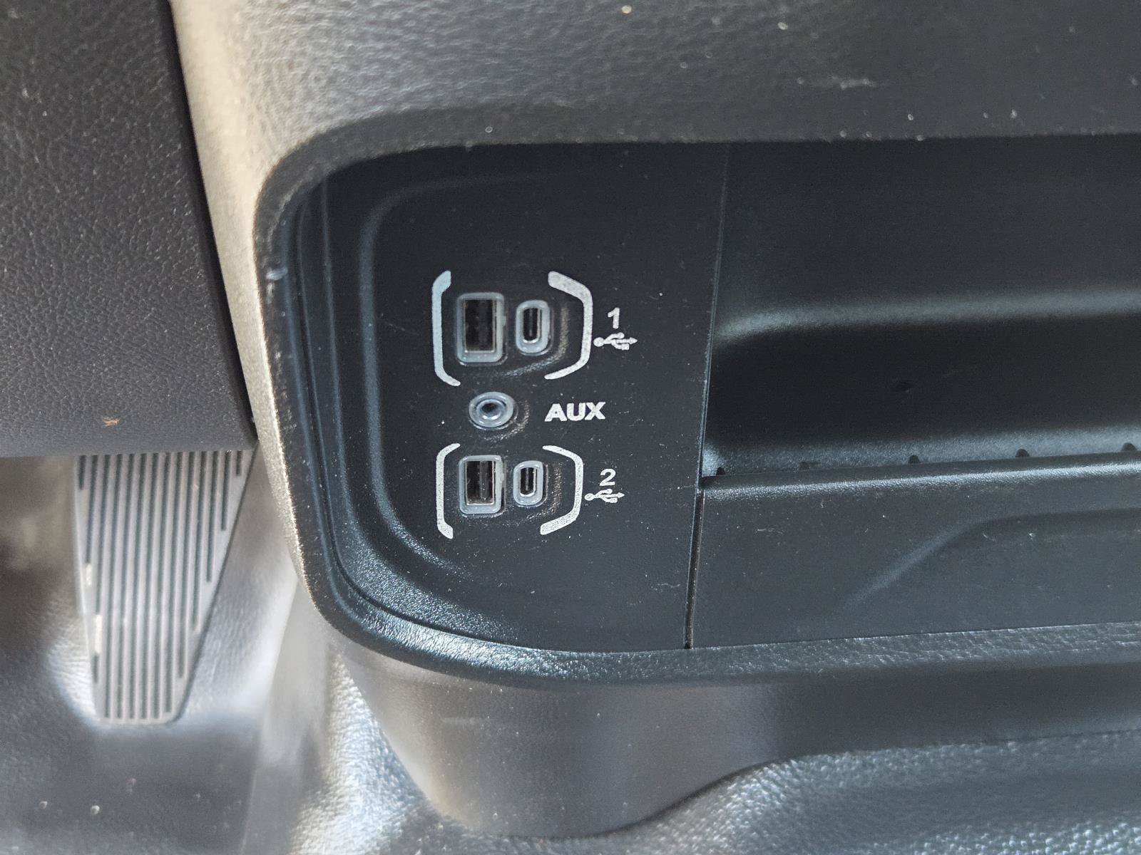 Used 2022 RAM 2500 Tradesman RWD image 14