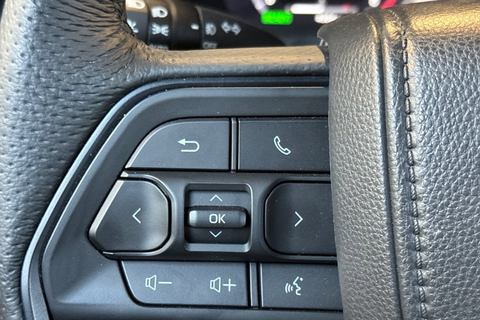 Certified 2025 Toyota Tacoma TRD Pro image 30