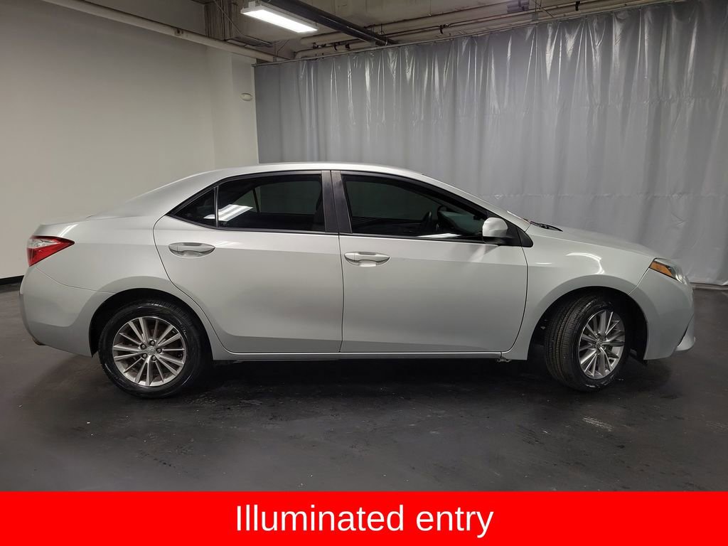 Used 2014 Toyota Corolla LE image 9