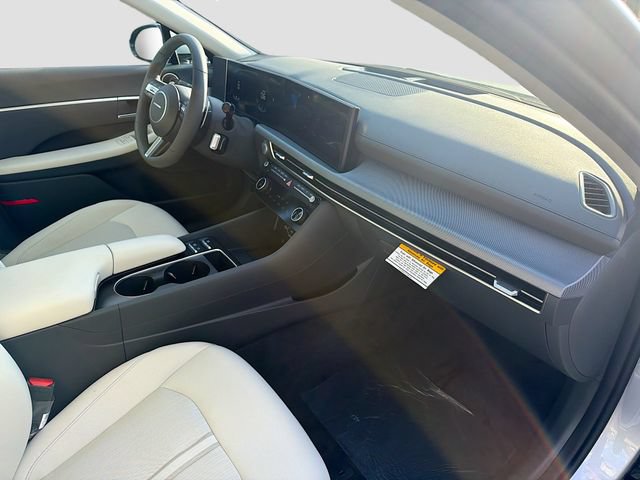 New 2026 Hyundai Sonata SEL FWD image 29