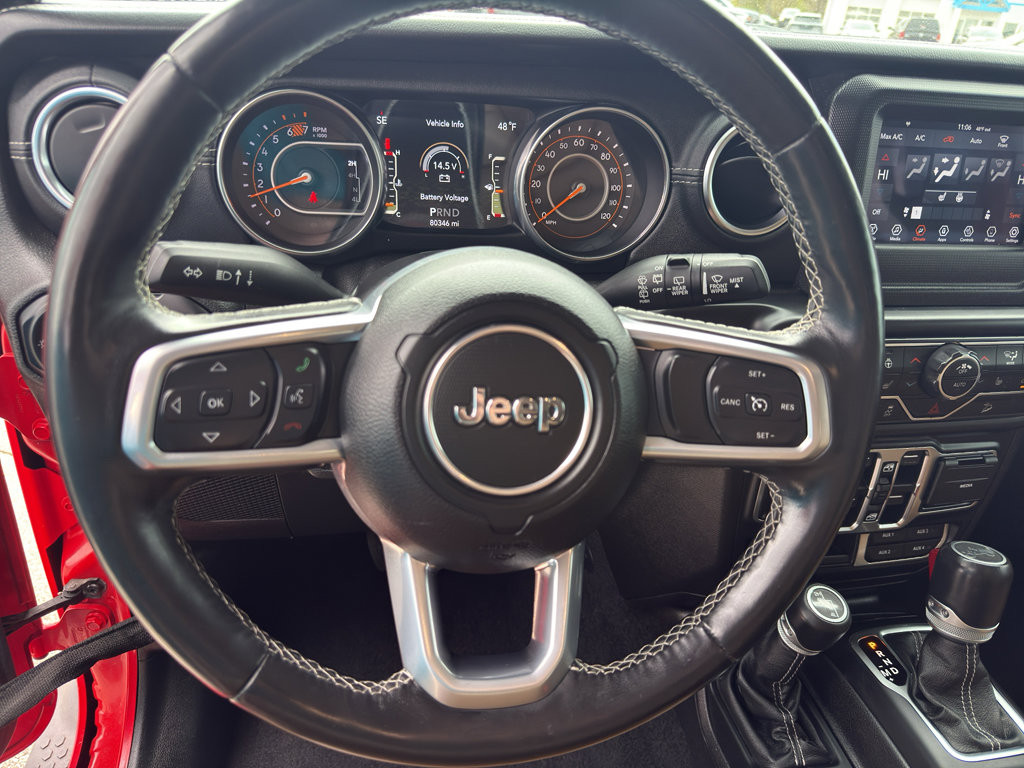 Used 2020 Jeep Wrangler Unlimited Sahara w/ LED Lighting Group AWD/4WD image 15