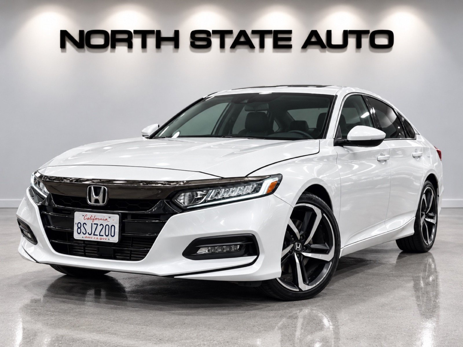 Used 2020 Honda Accord Sport image 1