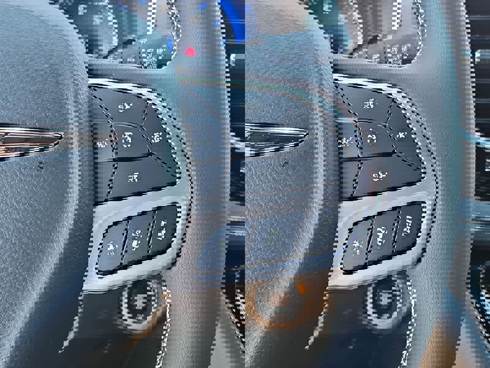 New 2026 Chrysler Pacifica Limited image 24