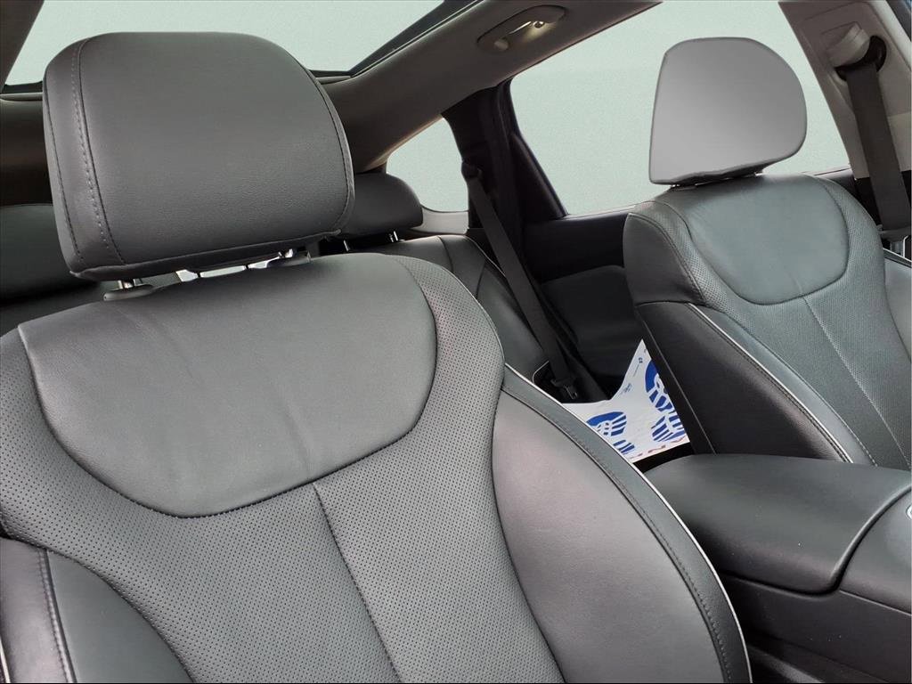 Used 2021 Hyundai Santa Fe SEL w/ Convenience + Premium Package image 19