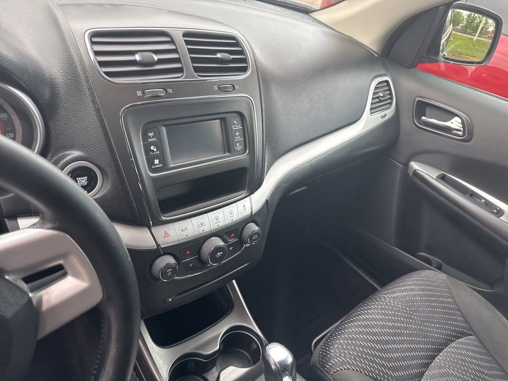Used 2020 Dodge Journey SE w/ SE Popular Equipment Group FWD image 10