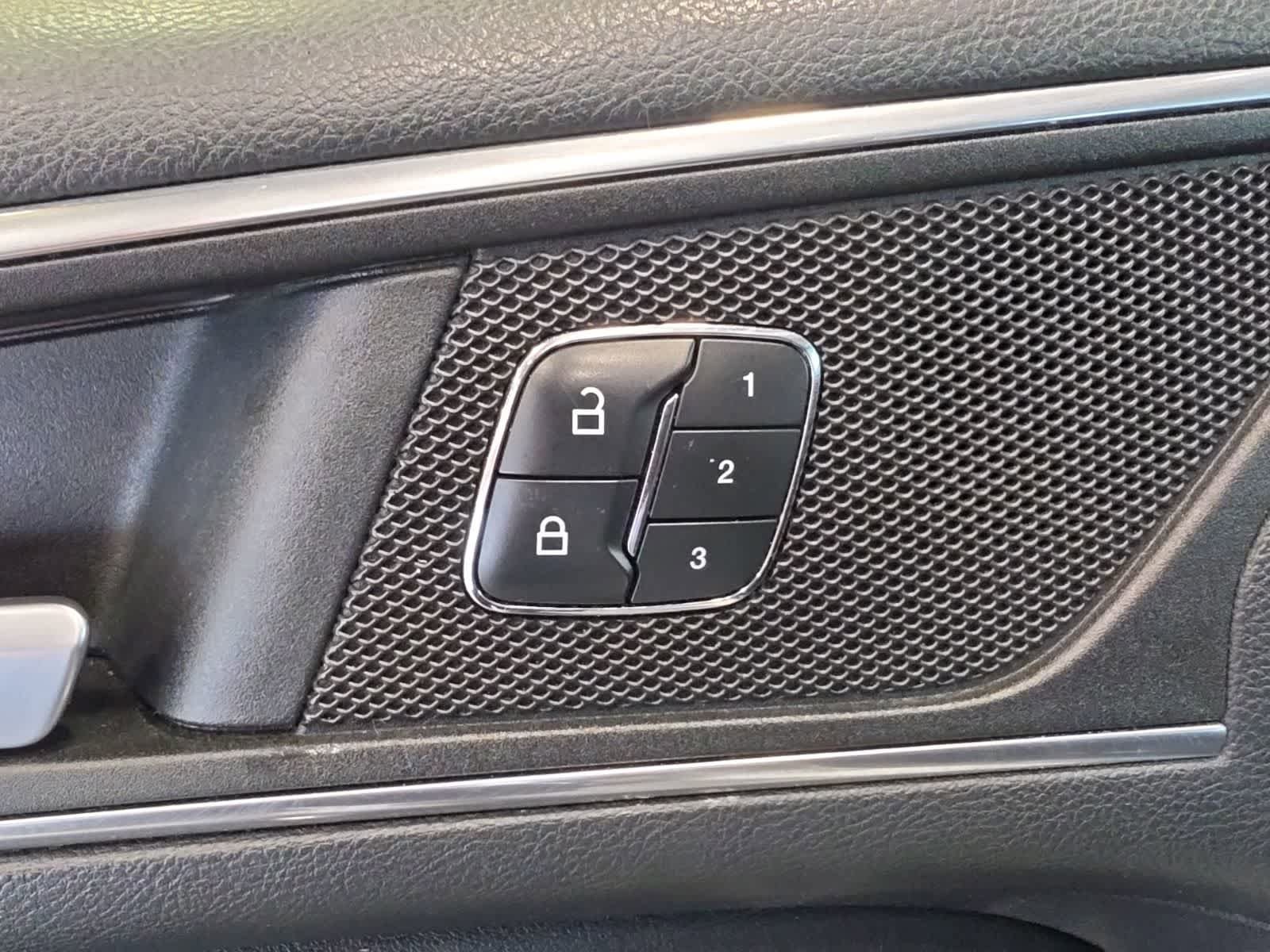 Used 2016 Ford Edge Sport w/ Equipment Group 401A AWD/4WD image 21