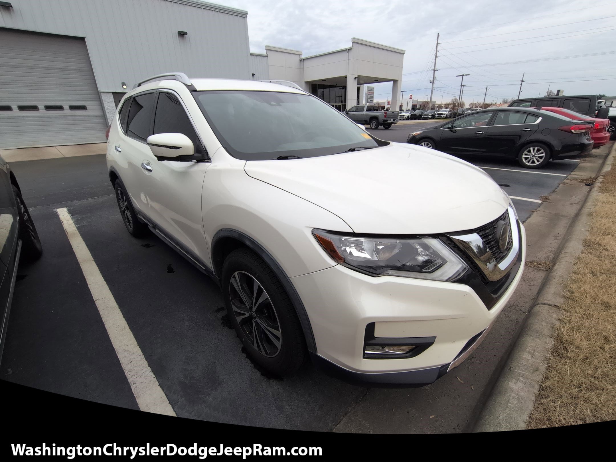 Used 2018 Nissan Rogue SL