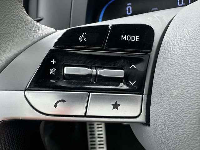 Used 2026 Hyundai Elantra SEL Sport Premium FWD image 33