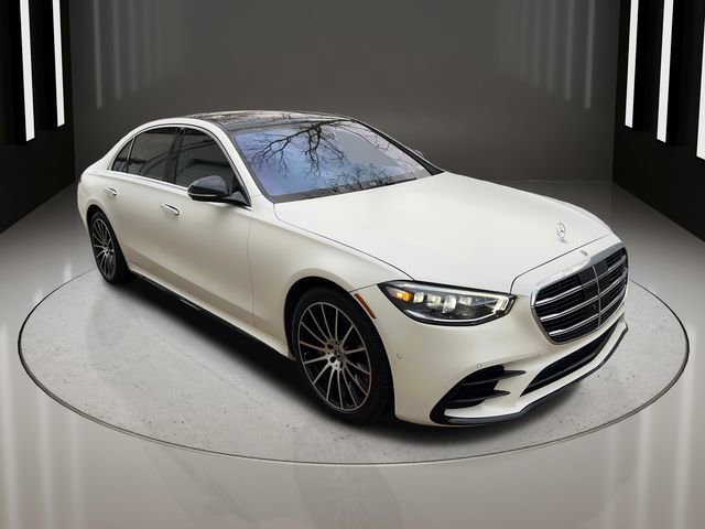 Used 2022 Mercedes-Benz S 580 4MATIC Sedan image 4