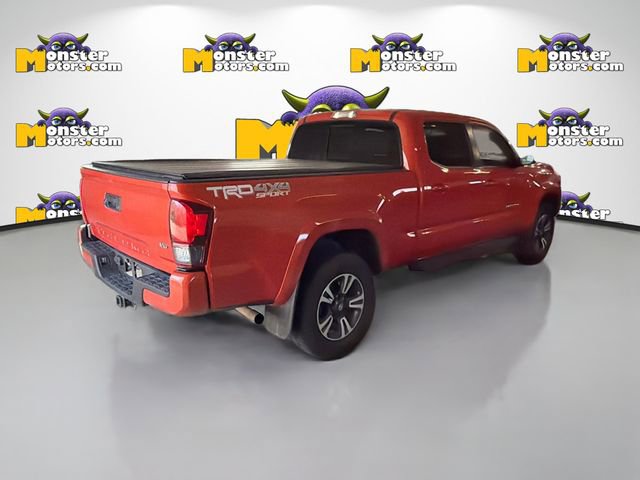 Used 2018 Toyota Tacoma SR5 AWD/4WD image 4