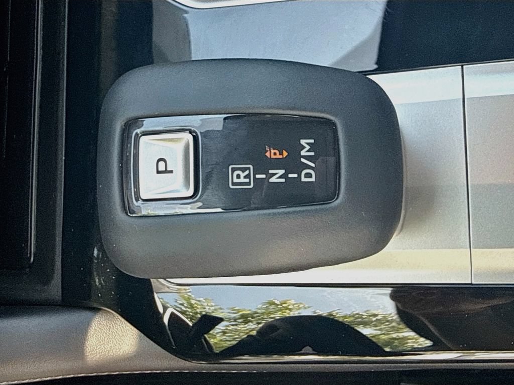 New 2026 Mitsubishi Outlander LE FWD image 17