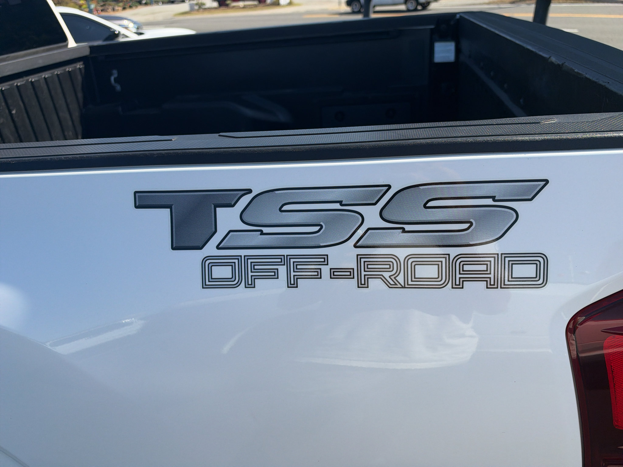 Used 2021 Toyota Tacoma SR w/ SR Convenience Package RWD image 10