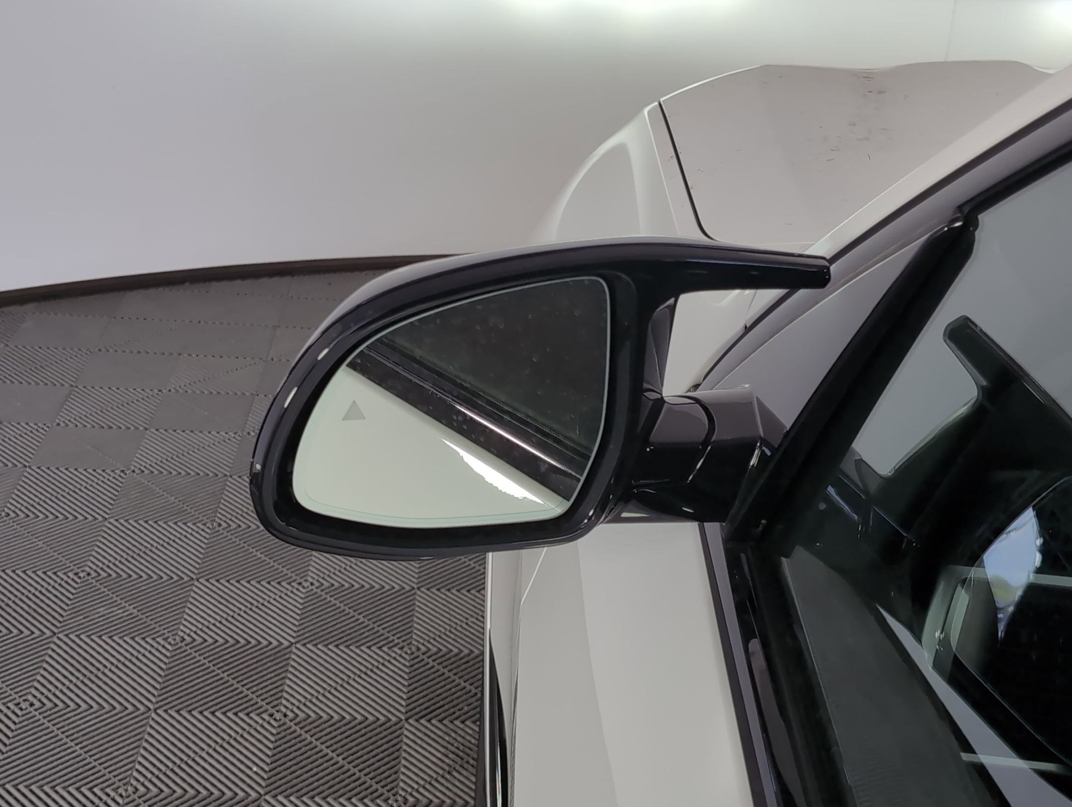 New 2026 BMW X7 M60i image 20