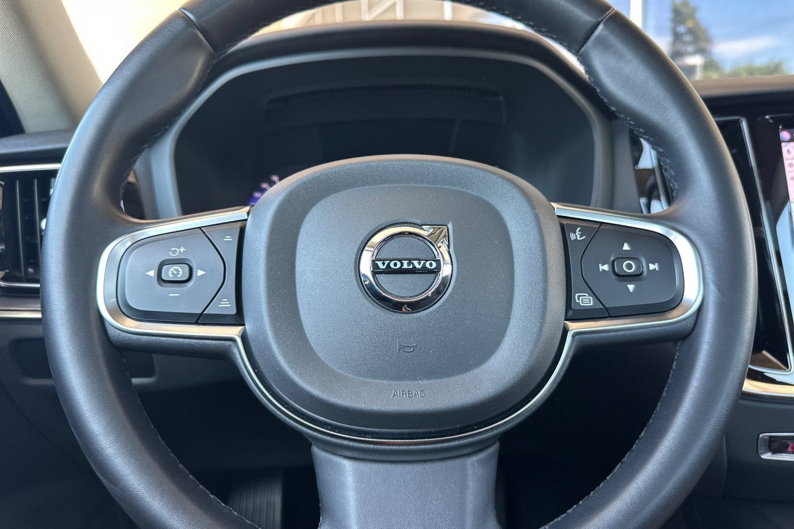 Used 2024 Volvo S60 B5 Core FWD image 30