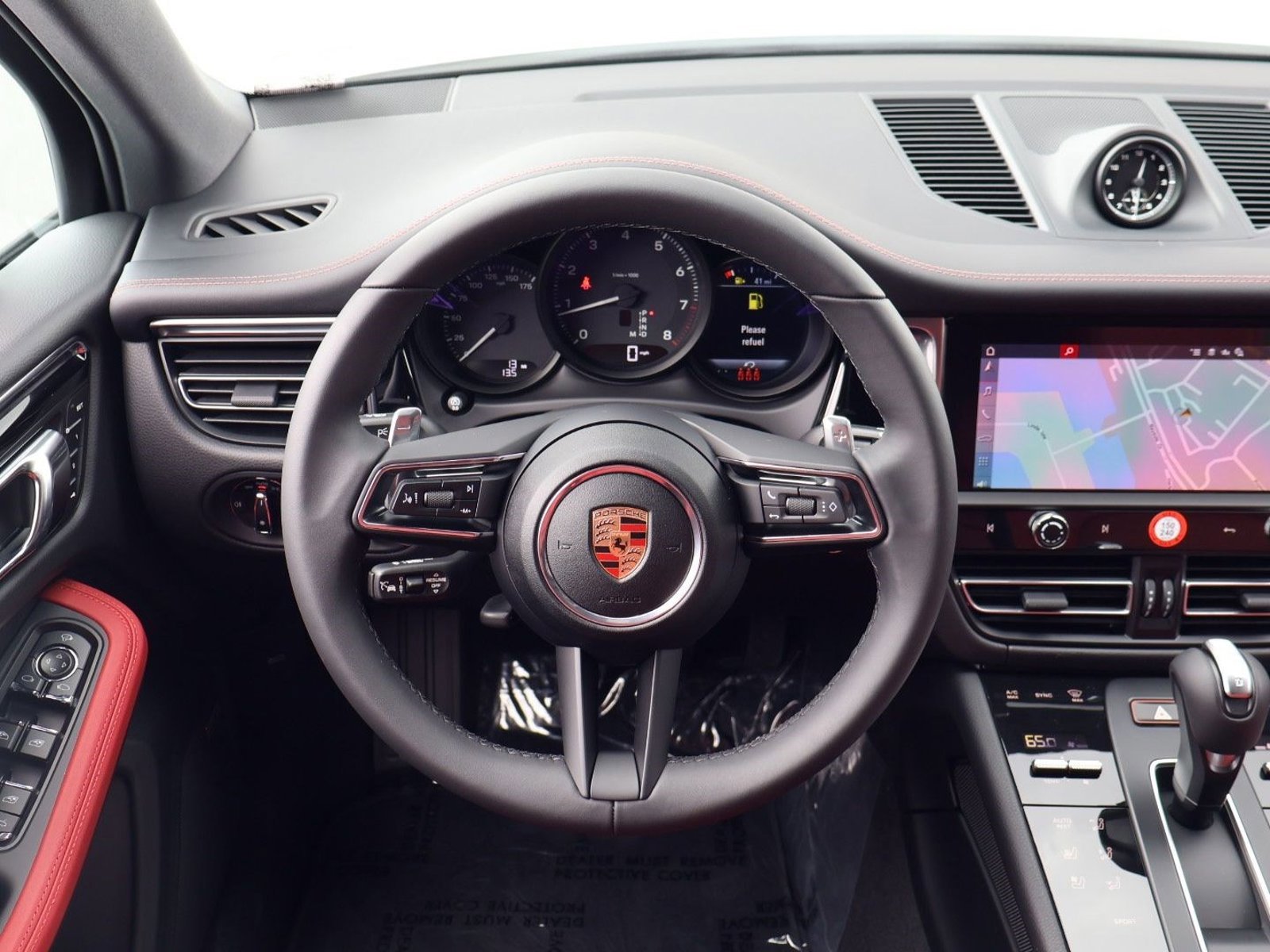 New 2026 Porsche Macan AWD/4WD image 15