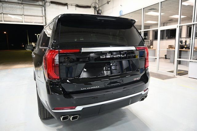 New 2026 GMC Yukon XL Denali w/ Denali Reserve Package image 6