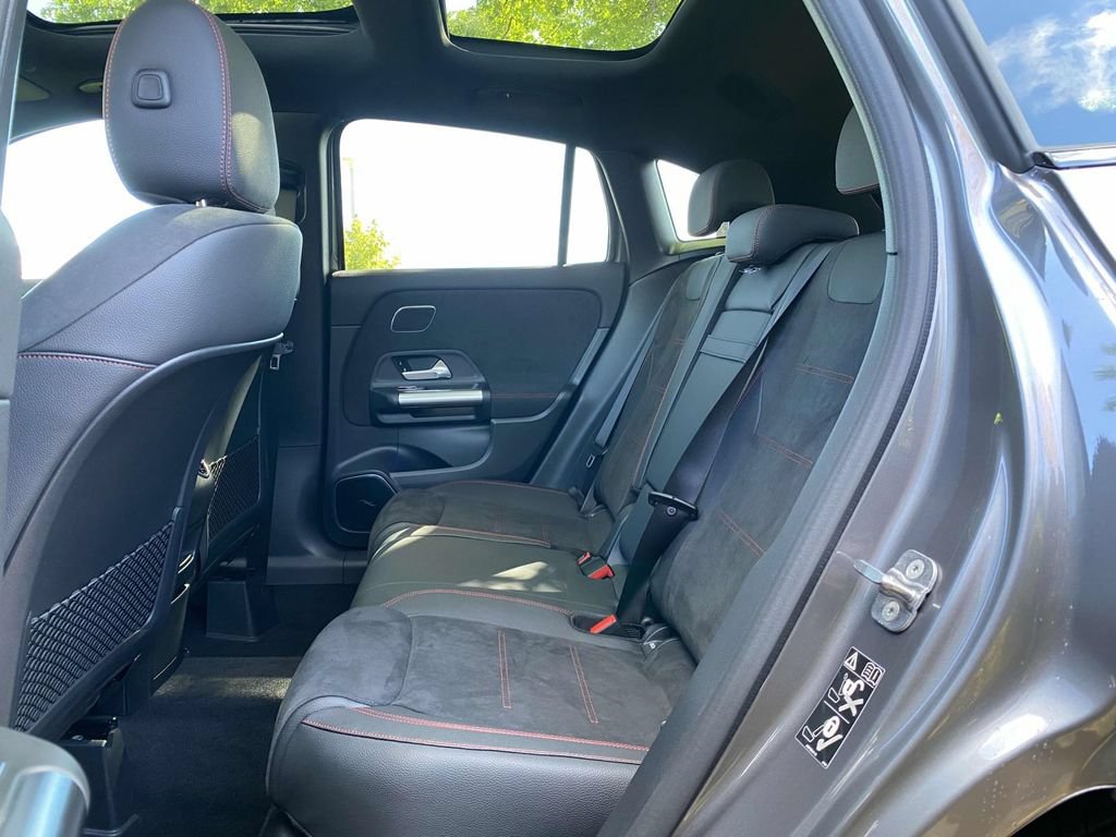 Used 2025 Mercedes-Benz GLA 250 image 20