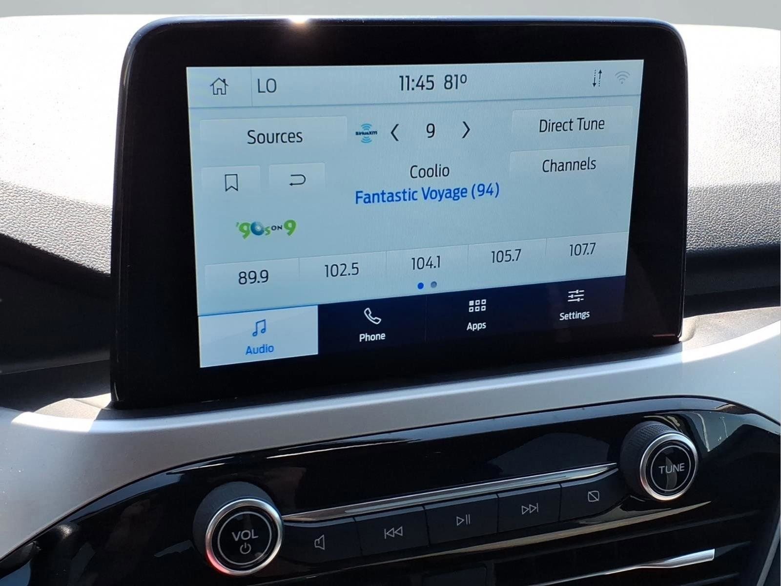 Used 2020 Ford Escape SE image 6