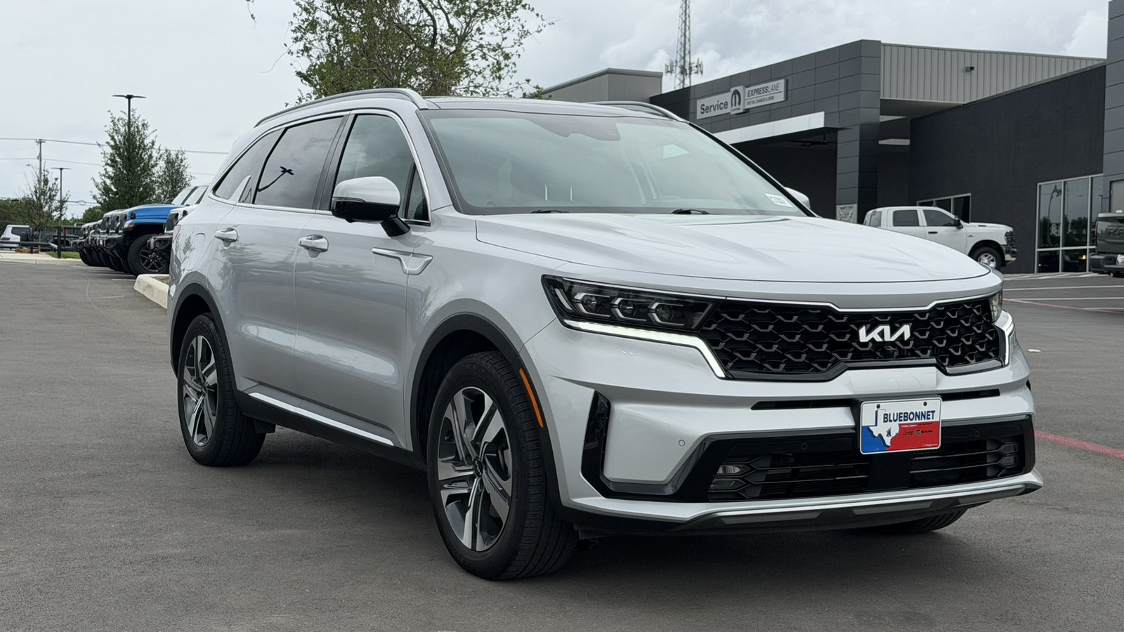 Used 2023 Kia Sorento SX Prestige AWD/4WD image 3