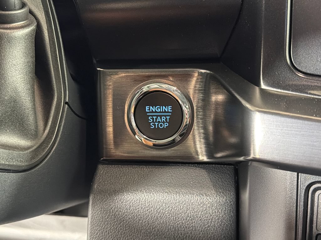 New 2026 Ford F350 Lariat AWD/4WD image 14