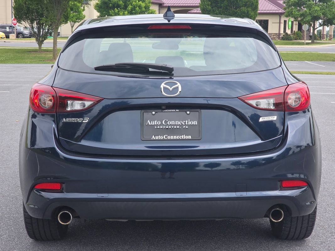 Used 2018 MAZDA MAZDA3 Touring FWD image 7