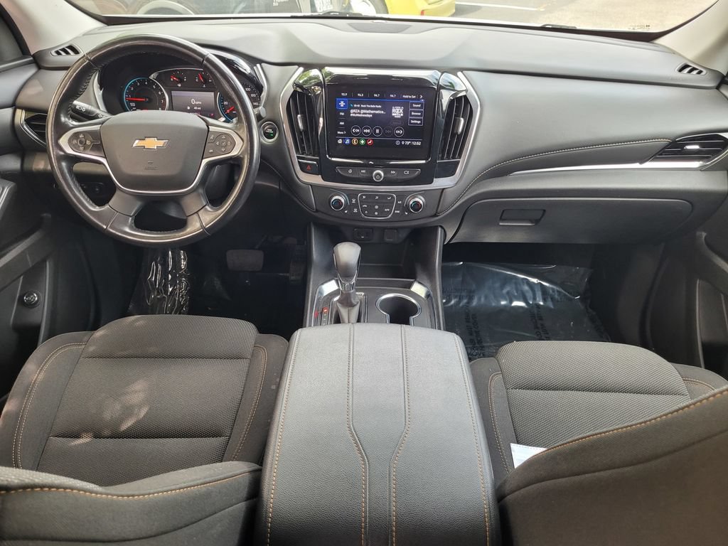 Used 2021 Chevrolet Traverse LT FWD image 16