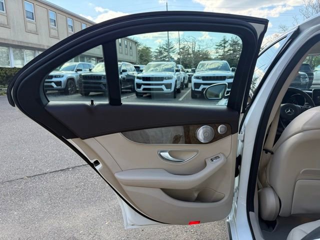 Used 2016 Mercedes-Benz C 300 4MATIC Sedan image 28