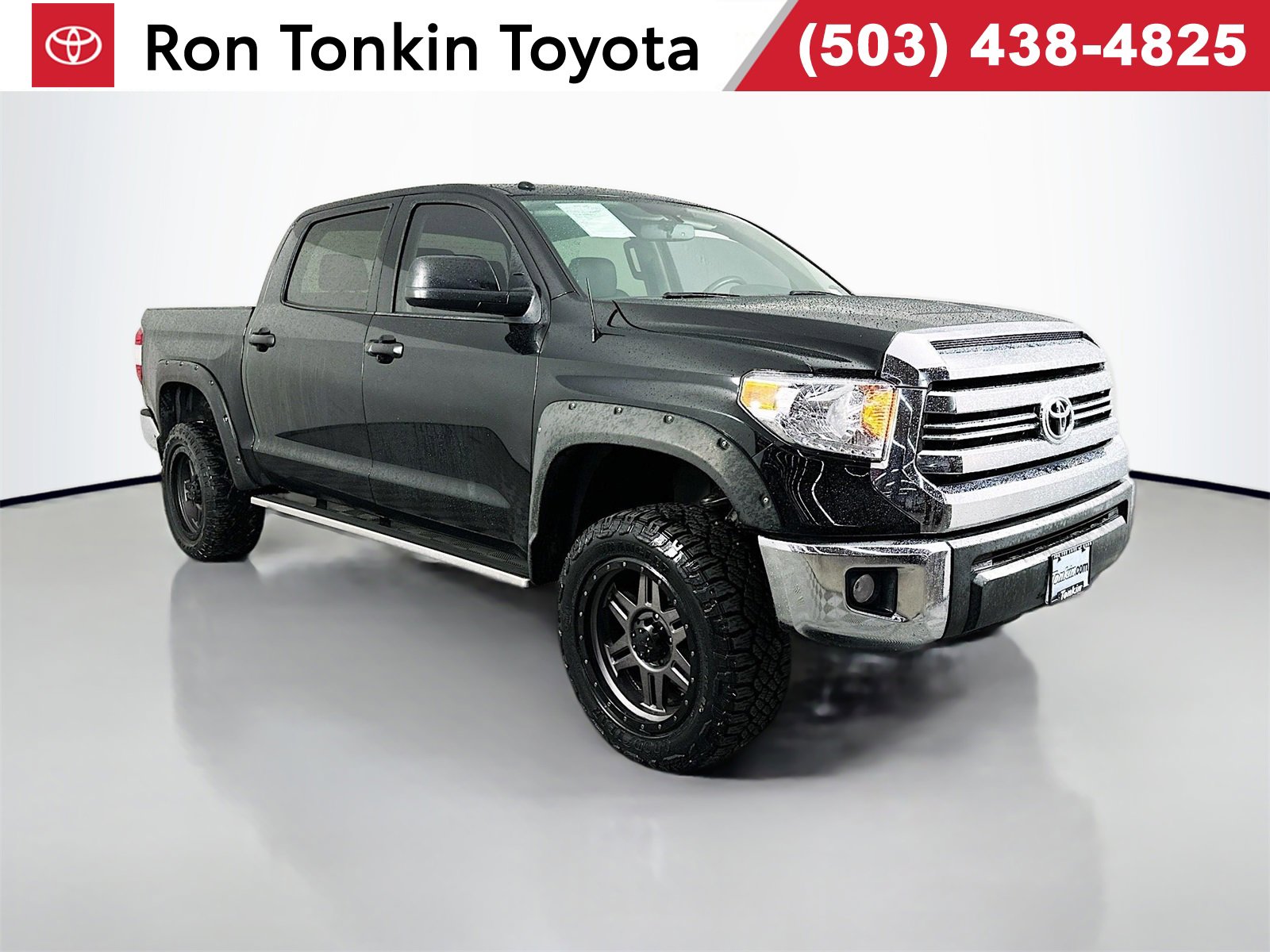 Used 2016 Toyota Tundra SR5 w/ SR5 Upgrade Package image 1