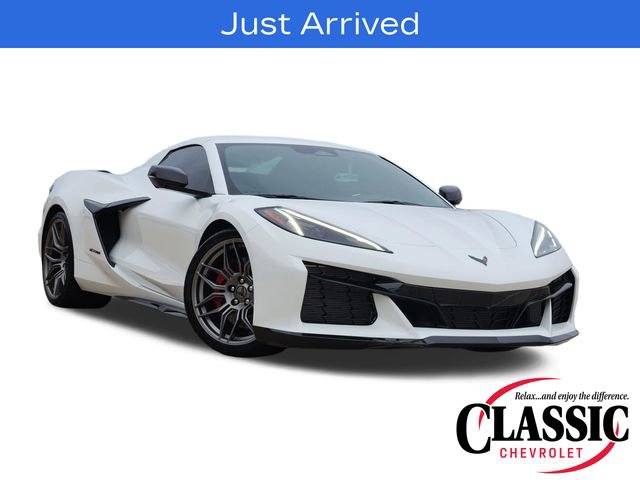 Used 2026 Chevrolet Corvette Z06 RWD video 3