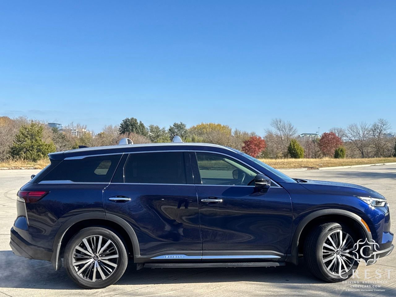 Used 2023 INFINITI QX60 Sensory image 9