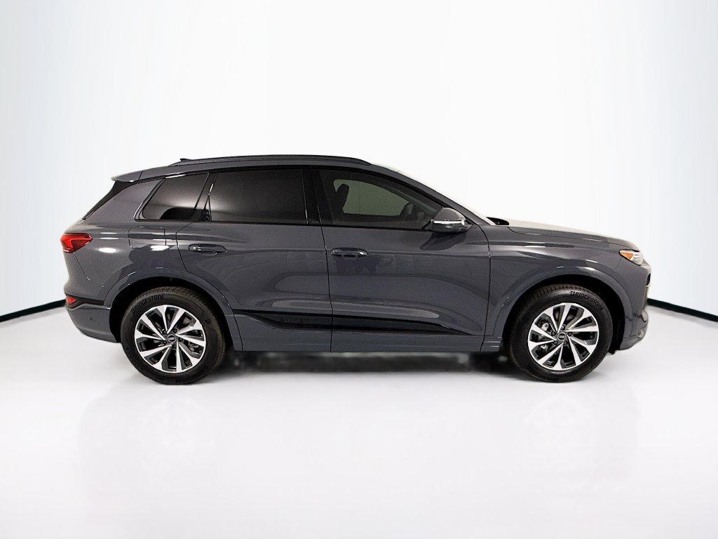 Used 2025 Audi Q6 e-tron Premium Plus AWD/4WD image 5