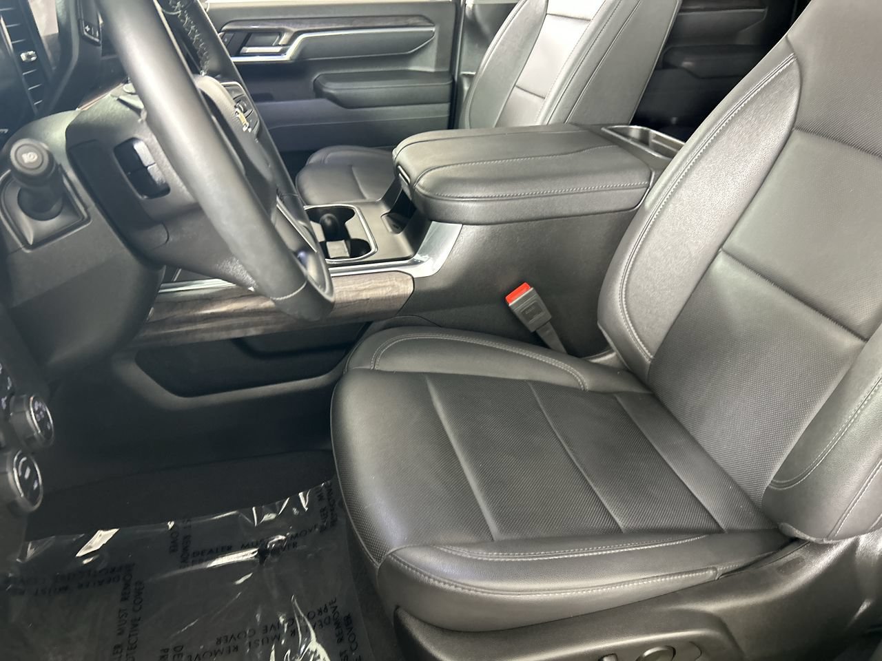 Used 2025 Chevrolet Silverado 3500 LTZ w/ LTZ Convenience Package AWD/4WD image 21