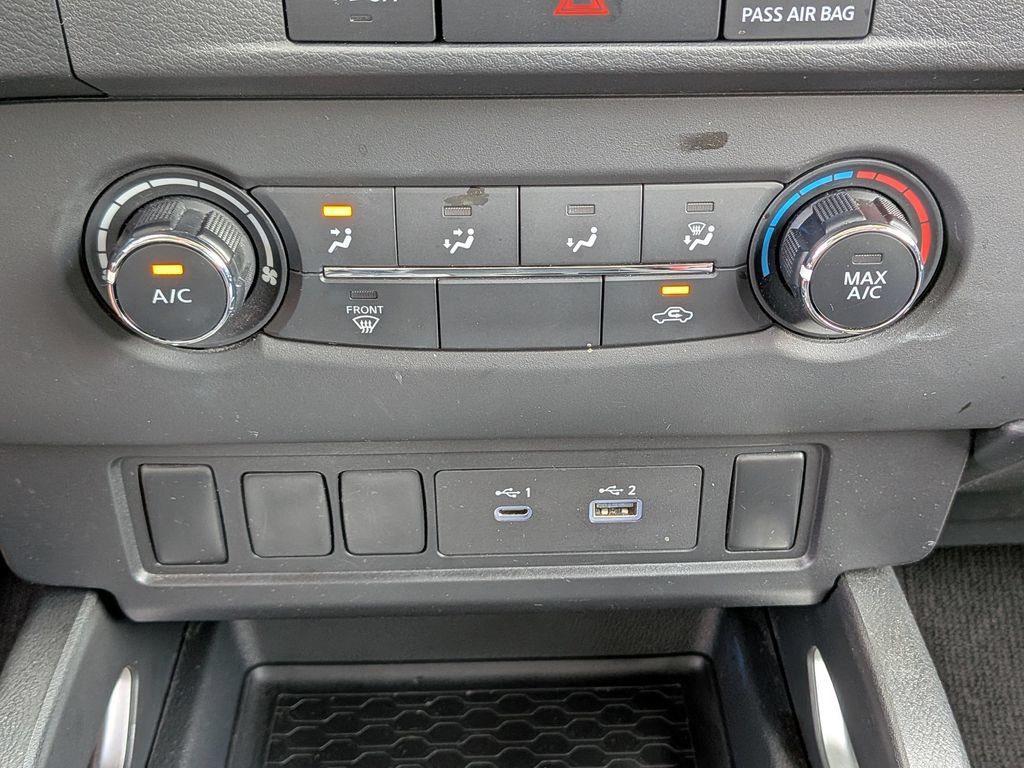 Used 2024 Nissan Frontier SV RWD image 21