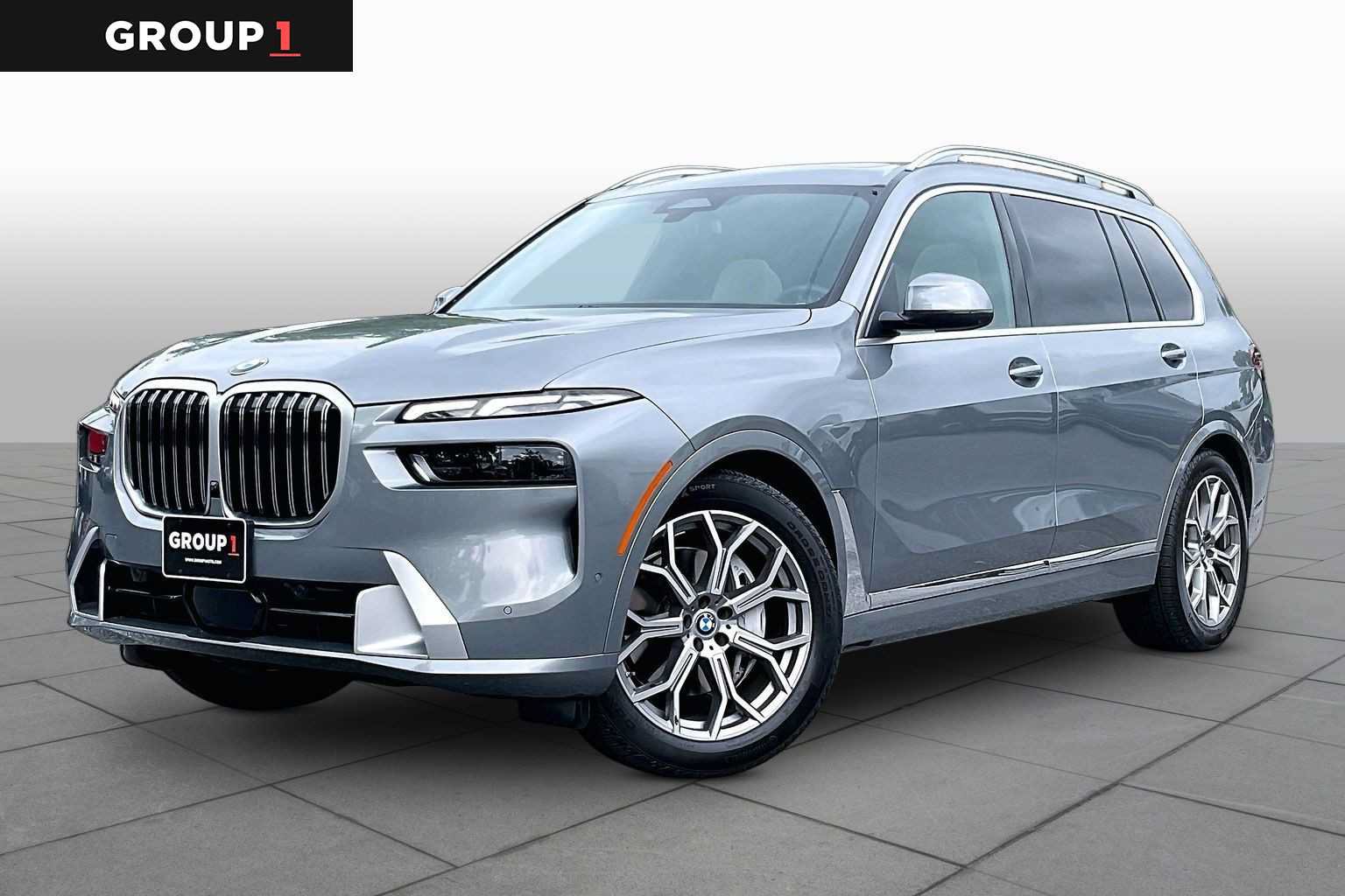 Used 2025 BMW X7 xDrive40i w/ Premium Package AWD/4WD image 1