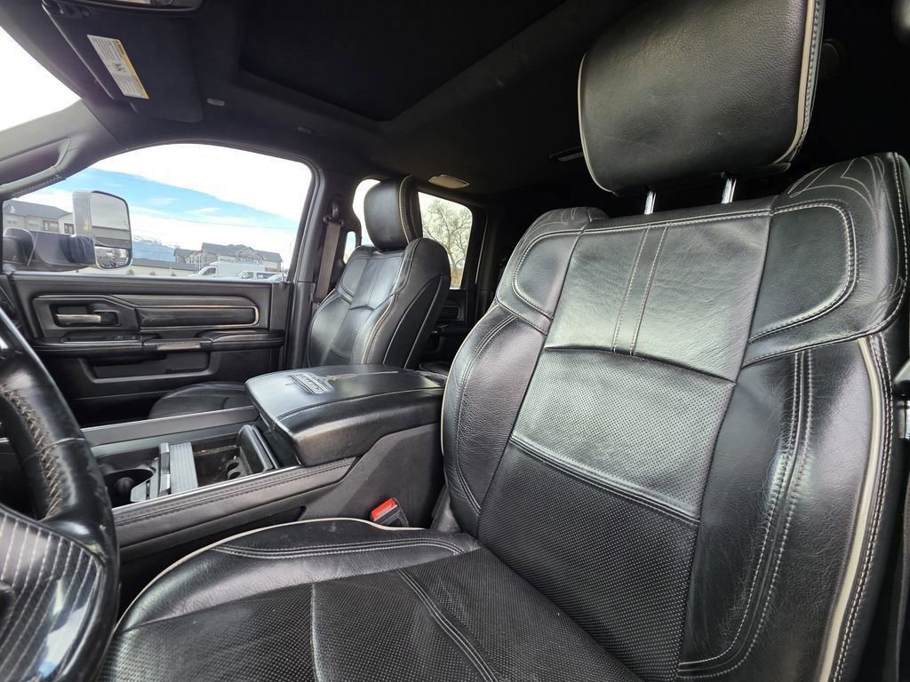 Used 2019 RAM 2500 Limited AWD/4WD image 16