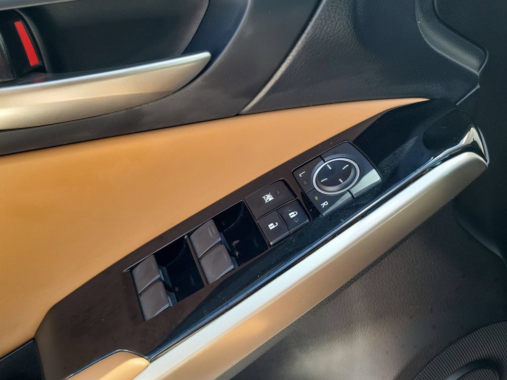 Used 2019 Lexus IS 300 w/ Accessory Package 2 RWD image 20