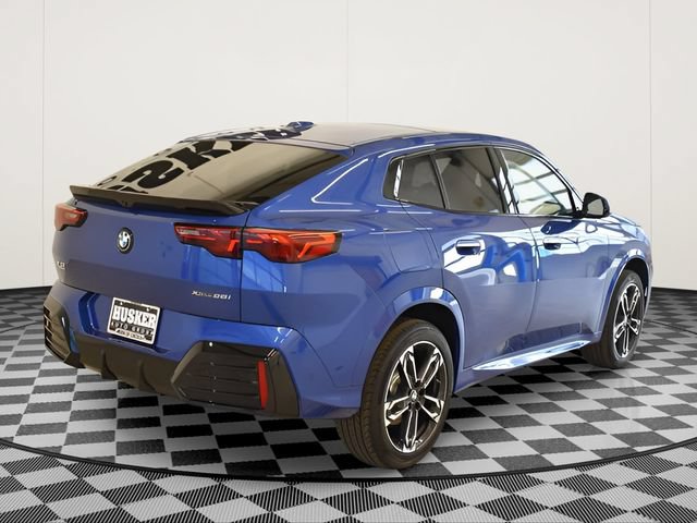 New 2026 BMW X2 xDrive28i w/ M Sport Package AWD/4WD image 4