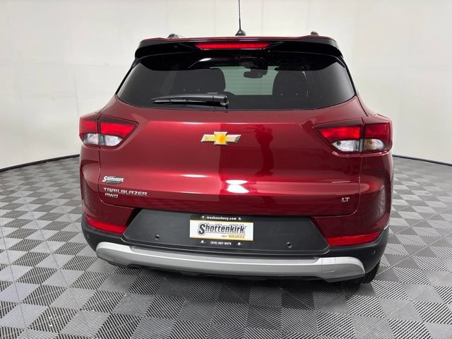 Used 2024 Chevrolet TrailBlazer LT w/ Convenience Package AWD/4WD image 7