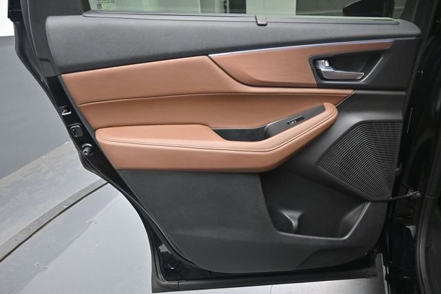 Used 2022 Acura MDX FWD w/ Technology Package image 23