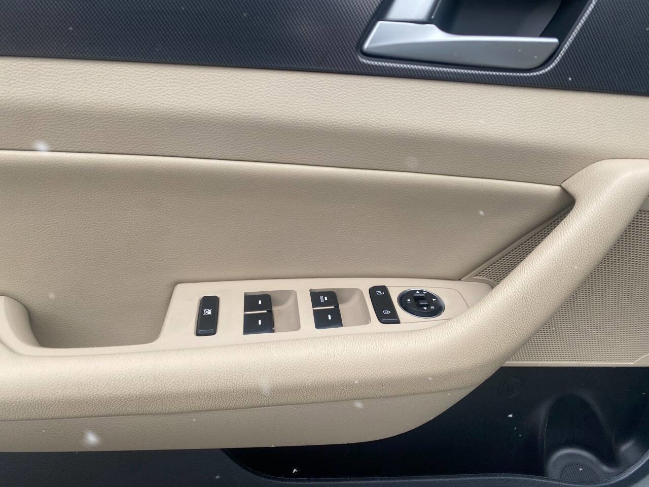 Used 2016 Hyundai Sonata Sport image 12