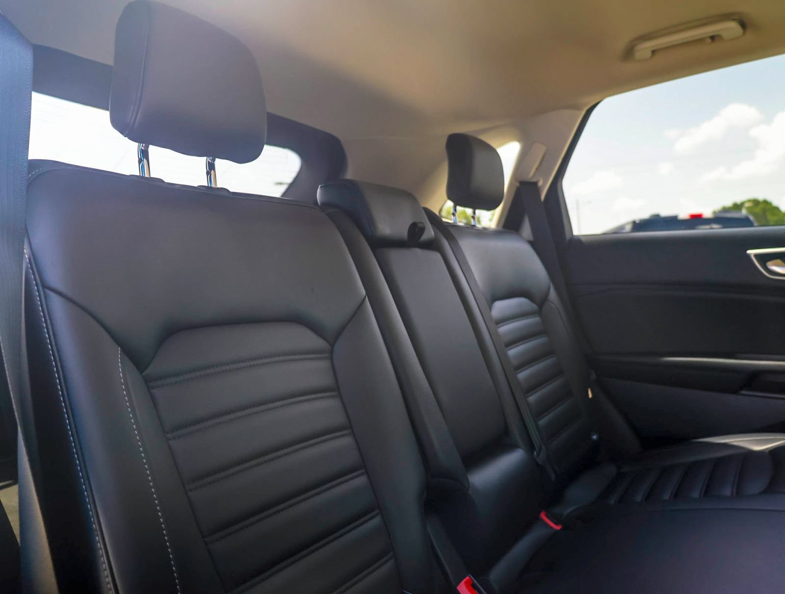 Used 2023 Ford Edge SEL w/ Convenience Package AWD/4WD image 8