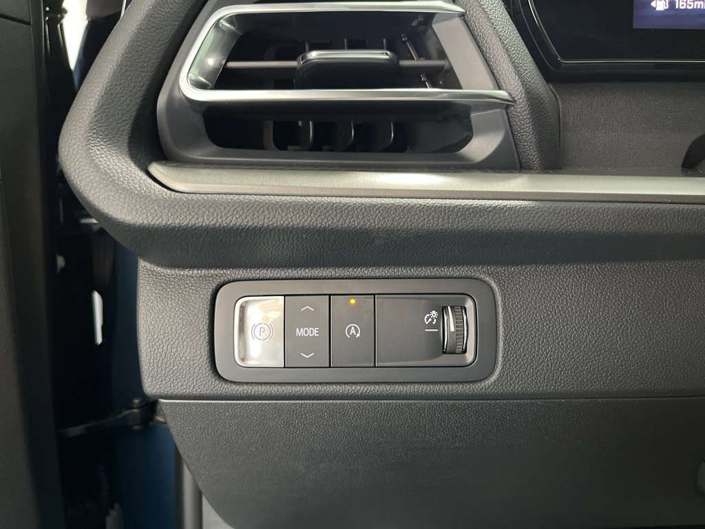 New 2026 Chevrolet Traverse LT FWD image 32