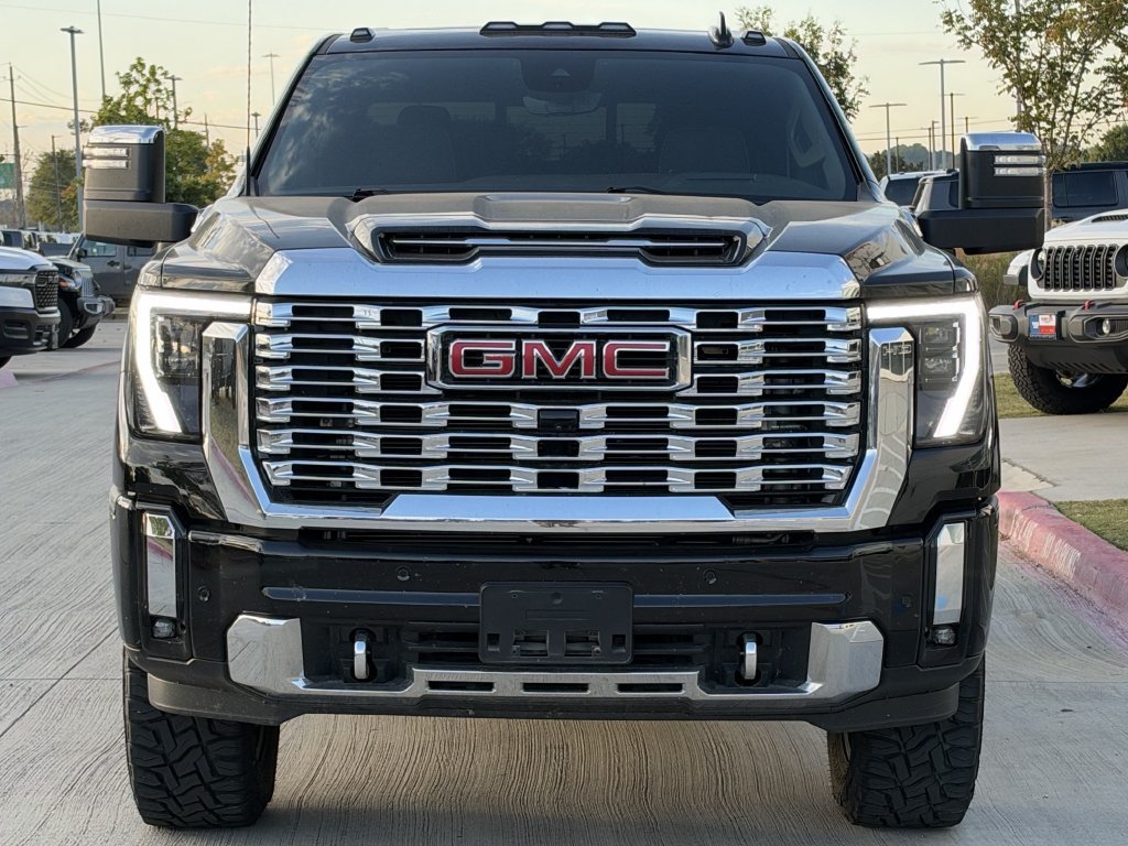 Used 2024 GMC Sierra 2500 Denali w/ Denali Reserve Package AWD/4WD image 9