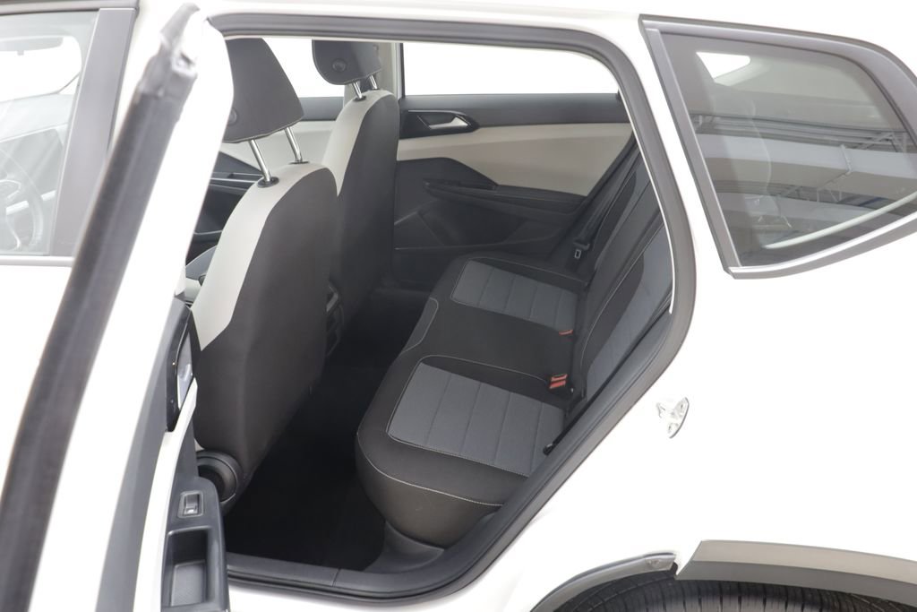 Used 2025 Volkswagen Taos S AWD/4WD image 14