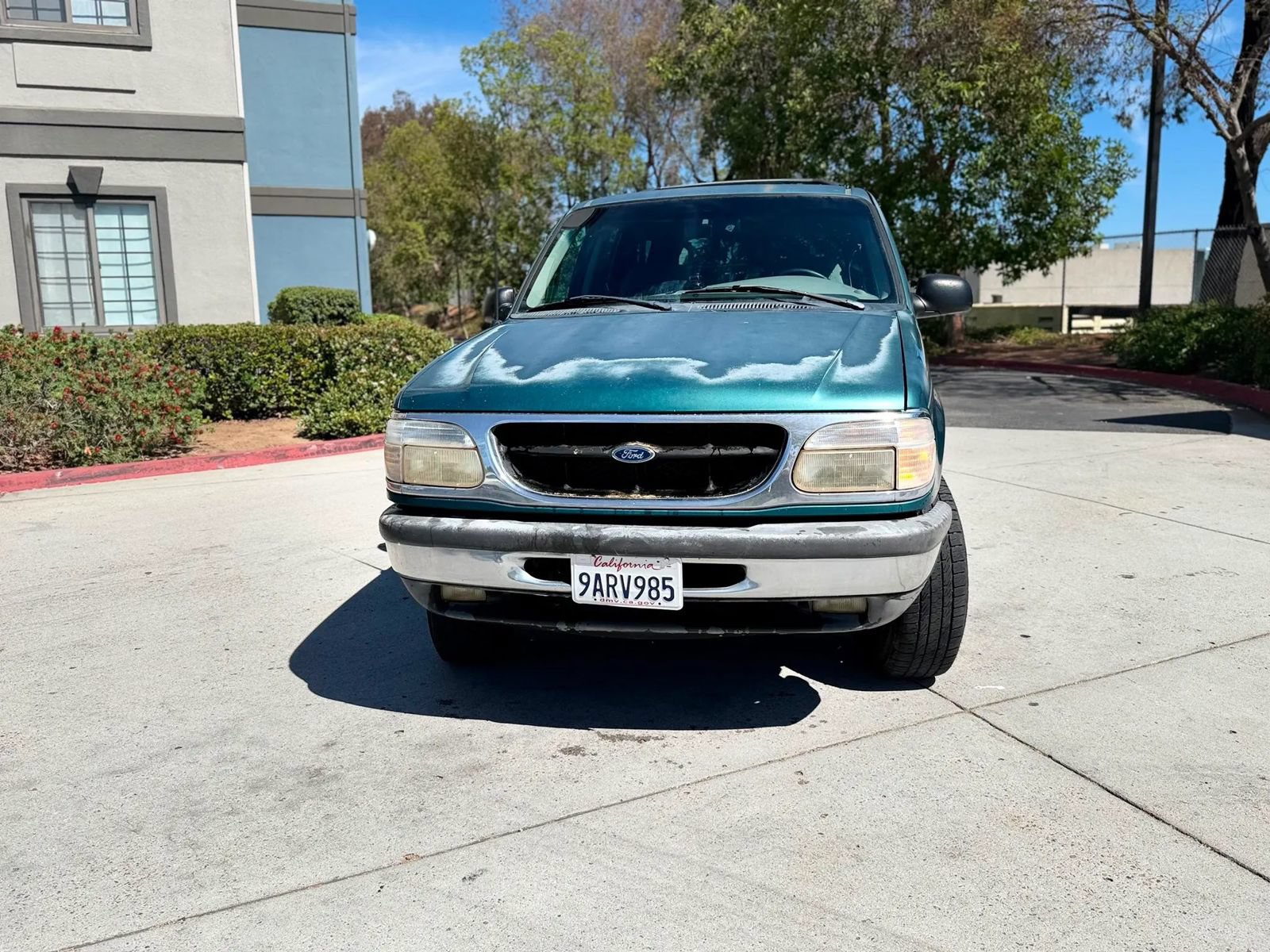Used 1998 Ford Explorer 4WD 4-Door image 1