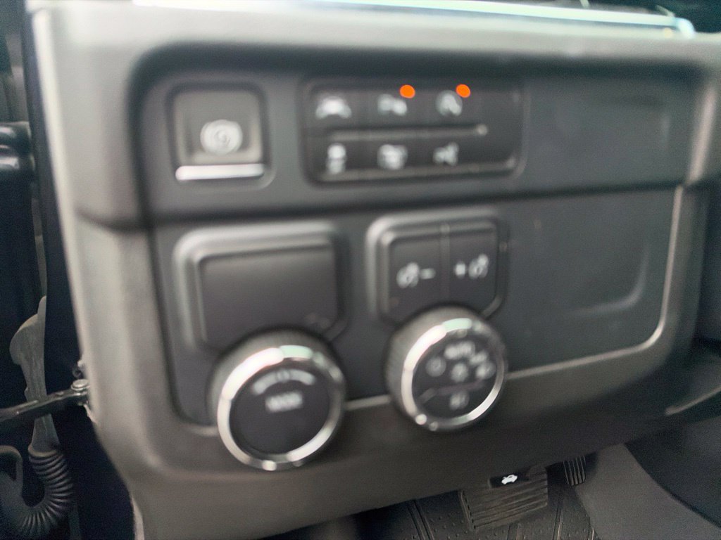 Used 2025 Chevrolet Tahoe RST w/ Comfort Package RWD image 15