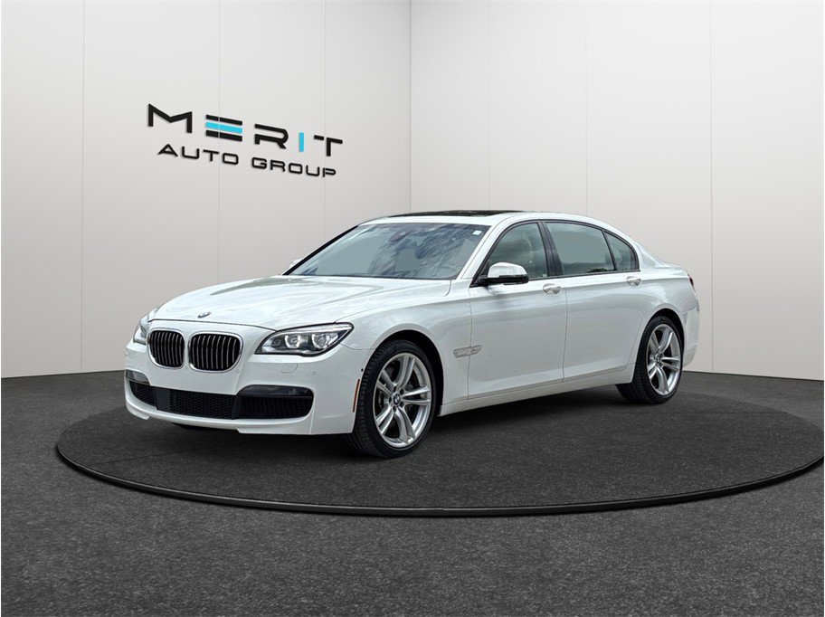 Used 2015 BMW 750Li RWD image 4
