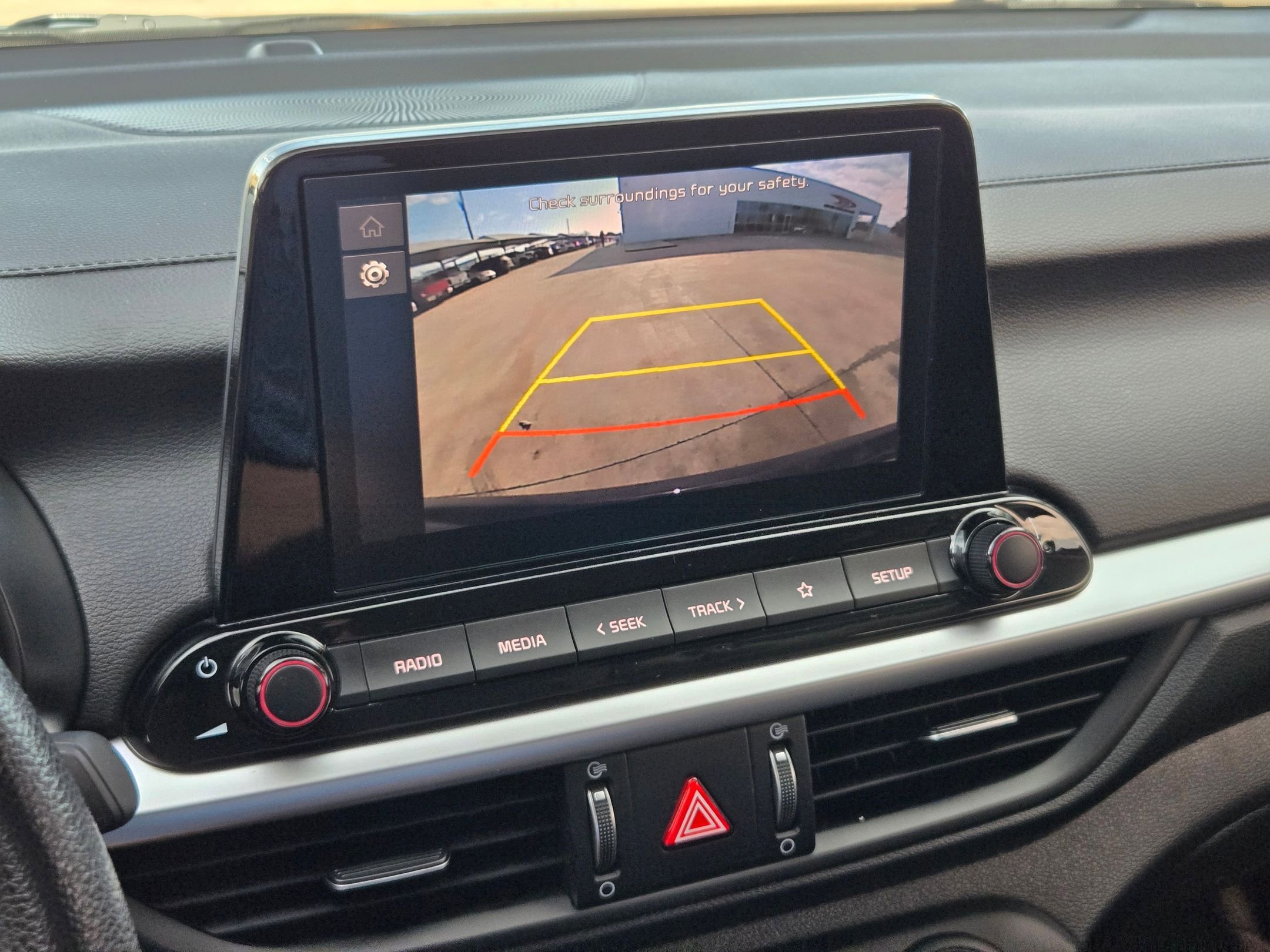 Used 2024 Kia Forte LXS w/ LXS Technology Package image 18